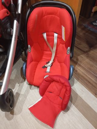 Carro de paseo bebéconfort rojo