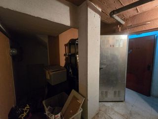 Garaje en venta en El Castell-Poble Vell en Castelldefels