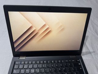 Lenovo ThinkPad L380 - i5 8a Gen / 16GB / SSD N