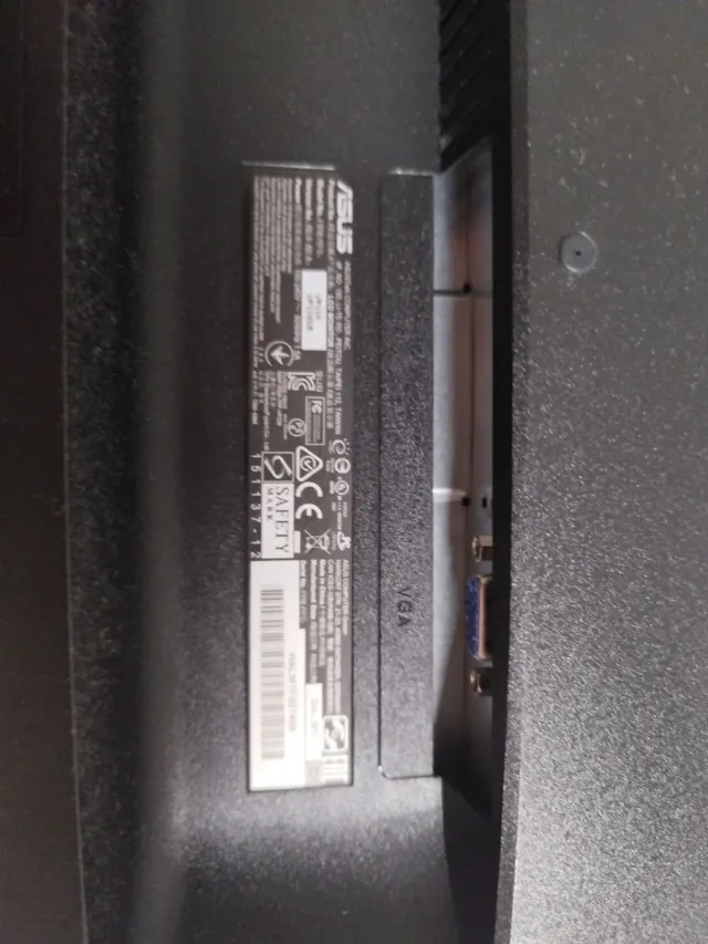 Ordenador Sobremesa Acer y pantalla