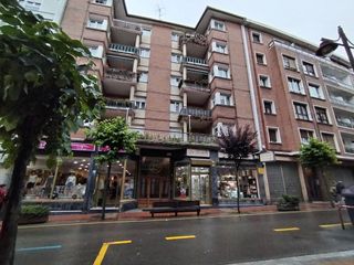 Piso en venta en Centro - Desierto - Arrontegi en Barakaldo