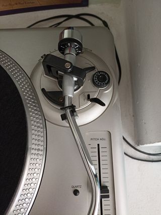 Tocadiscos  marca fonestar 