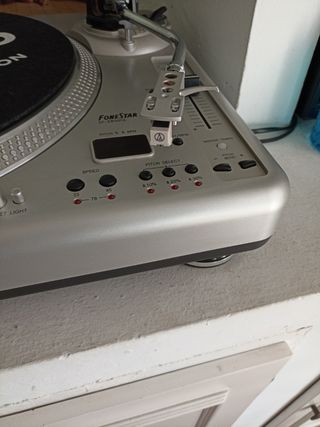 Tocadiscos  marca fonestar 