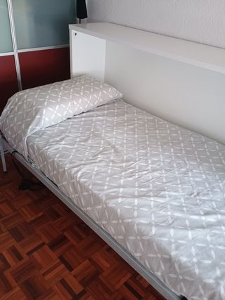 Cama supletoria con mueble de pared