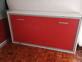 Cama supletoria con mueble de pared