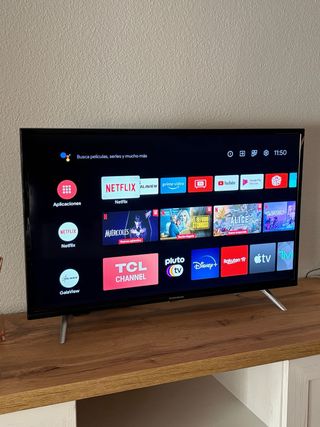 Smart TV Thomson 32 Negro y Plata