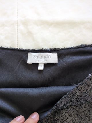 Falda negra lentejuelas