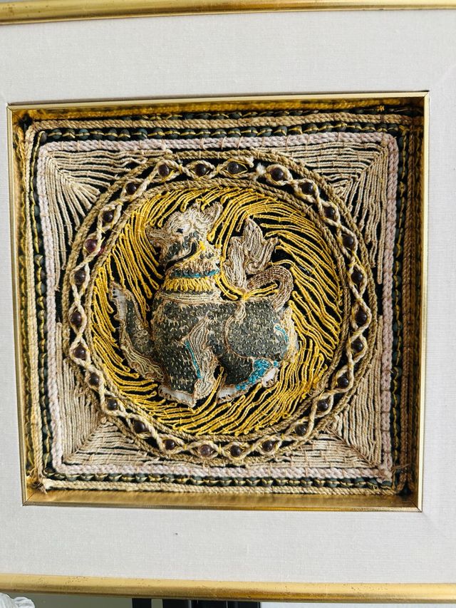 Tapiz Kalaga Birmano Bordado a Mano