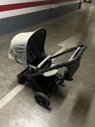 Carro de bebé con 2 
funda de capazo