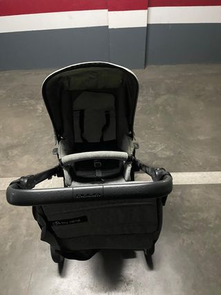 Carro de bebé con 2 
funda de capazo