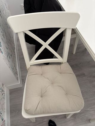 Silla Ikea Blanca Madera + cojín 