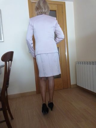 Vestido y chaqueta rosa