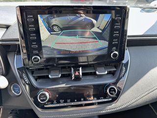 Toyota Corolla 1.8 125H BUSINESS E-CVT TOU SPORT