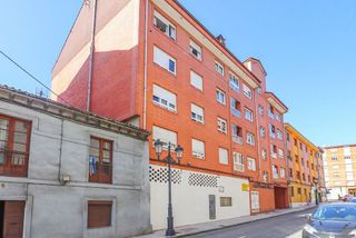 Local comercial en venta en Parque del Oeste - Olivares en Oviedo
