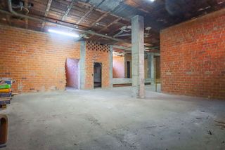 Local comercial en venta en Parque del Oeste - Olivares en Oviedo