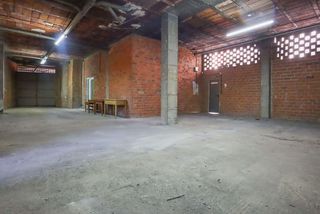 Local comercial en venta en Parque del Oeste - Olivares en Oviedo