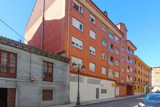 Local comercial en venta en Parque del Oeste - Olivares en Oviedo