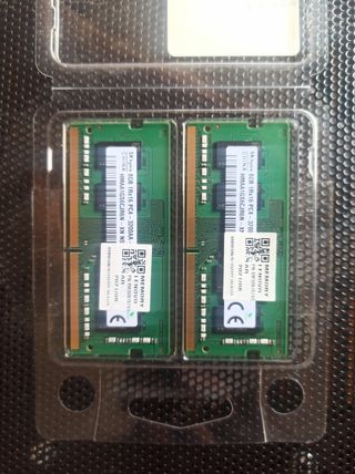 2x 8GB SK hynix DDR4 PC4-3200MHz RAM