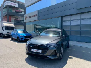 Audi E-tron Black line 55 quattro 2022