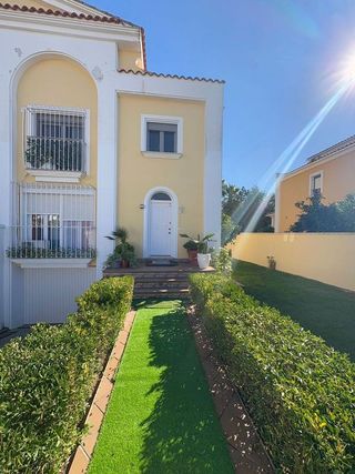 Casa pareada en alquiler en Avda. Elvas en Badajoz