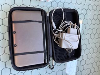 Lote Nintendo 3DS + 7 juegos (Pokémon, Zelda, Mari