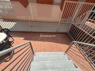 Casa adosada en venta en Portillejo - Valdegastea en Logroño
