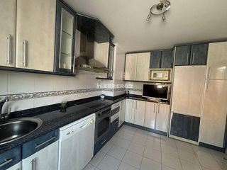 Casa adosada en venta en Portillejo - Valdegastea en Logroño