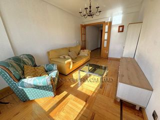 Piso en alquiler en Hospital - G3 - G2 en Burgos