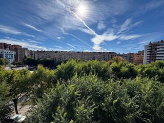 Piso en alquiler en Hospital - G3 - G2 en Burgos