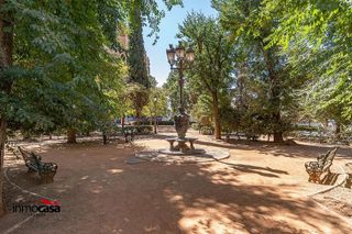 Local comercial en venta en Barrio de Zaidín en Granada