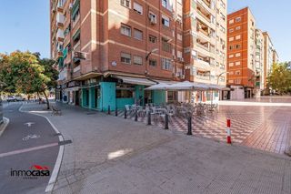Local comercial en venta en Barrio de Zaidín en Granada