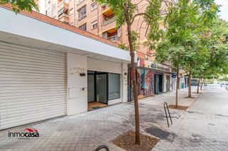 Local comercial en venta en Barrio de Zaidín en Granada