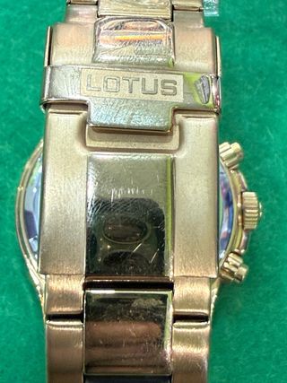Reloj Lotus Cronógrafo Dorado Negro