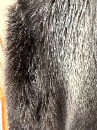 Abrigo de pelo sintético