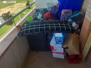 Vendo rejiya del Peugeot 3008 delantera .para reca