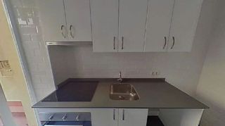 Piso en venta en Valdeacederas en Madrid