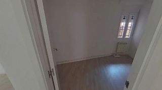 Piso en venta en Valdeacederas en Madrid