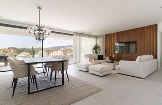 Chalet en alquiler en Los Naranjos - Las Brisas en Marbella