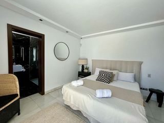 Chalet en alquiler en Nueva Andalucía centro en Marbella