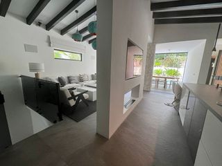 Chalet en alquiler en Nueva Andalucía centro en Marbella
