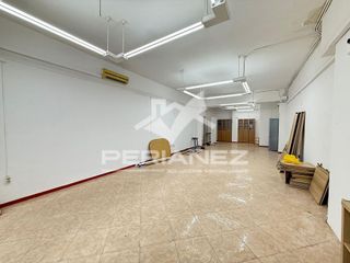 Local comercial en alquiler en Eixample en Prat de Llobregat, El