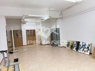 Local comercial en alquiler en Eixample en Prat de Llobregat, El