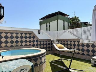 Casa adosada en venta en Lucena