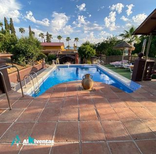 Chalet en venta en Pizarra