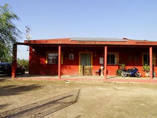 Chalet en venta en Carmona