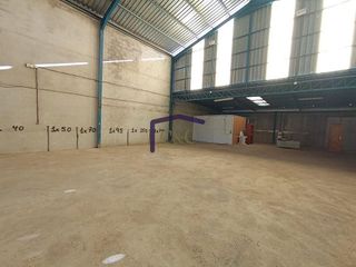 Nave industrial en venta en Manzanares