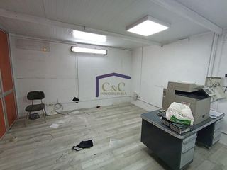 Nave industrial en venta en Manzanares