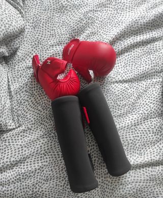 Guantes y espinilleras Karate Talla M