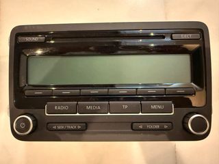 Radio Coche Volkswagen
Está impecable.