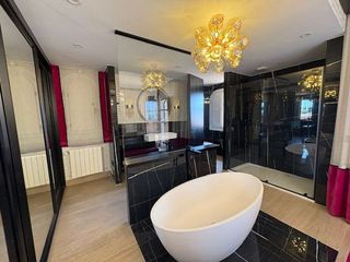 Chalet en venta en La Granja-La Colina-Los Pastores en Algeciras